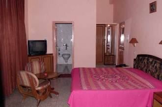 Hotel Devicos Plaza, Sirmour 4